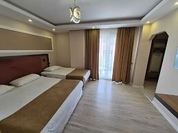 Toprak Hotel