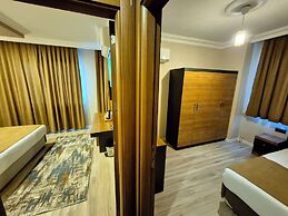 Toprak Hotel