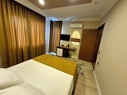 Toprak Hotel