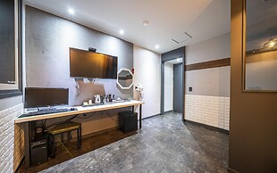 Yeosu Hotel The B