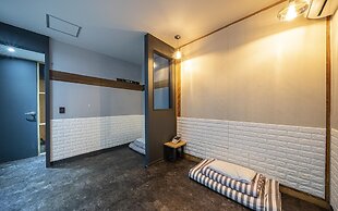 Yeosu Hotel The B