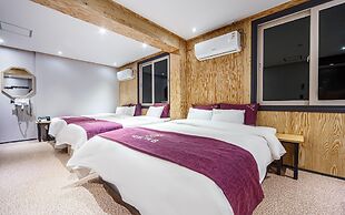 Yeosu Hotel The B