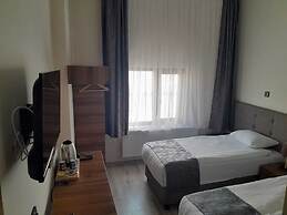 Zumrut Palas Hotel