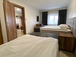 Zumrut Palas Hotel