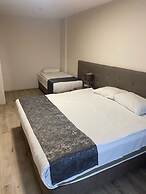 Zumrut Palas Hotel