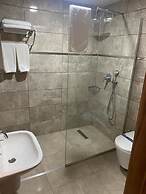 Zumrut Palas Hotel