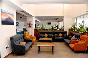 Zumrut Palas Hotel