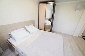 Dobrie Sutki Apartment Muhacheva 256.3