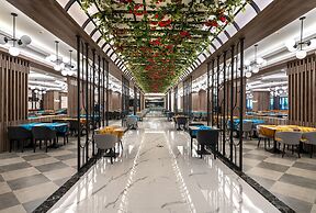 Arnor De Luxe Hotel