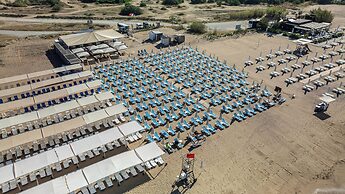 Arnor De Luxe Hotel