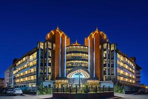 Arnor De Luxe Hotel