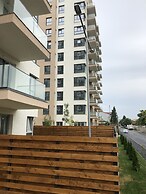 Stunning 2-Room Penthouse Lakeview W11