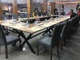 Grand Kum Boutique Hotel Restaurant
