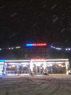 Grand Kum Boutique Hotel Restaurant