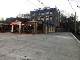 Grand Kum Boutique Hotel Restaurant