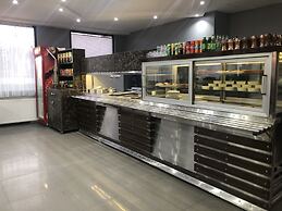 Grand Kum Boutique Hotel Restaurant