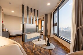 Urbanest Hotel