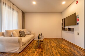 Urbanest Hotel