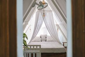 Salty Breeze Bali