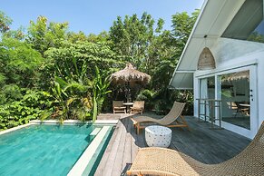 Salty Breeze Bali