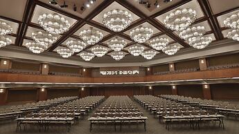 Eliz Thermal Convention Center