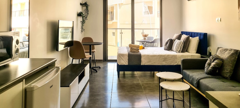 Phaedrus Living Seaside Flat Athina 116