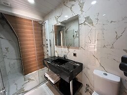 Tessera Hotel