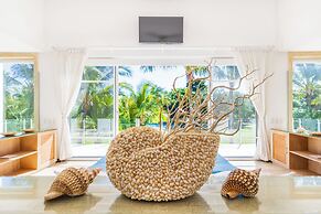 Luxury Villa Waterfall - Pool & BBQ