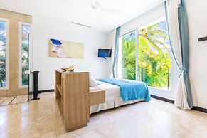 Luxury Villa Waterfall - Pool & BBQ