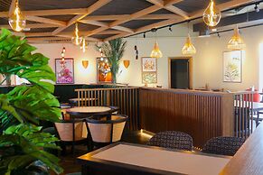 Hex Wildlife Hotel