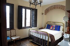 Casa Noble Hotel