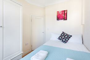 Euston Modern Apartments