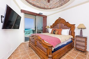 Hotel Esmeralda Beach Resort