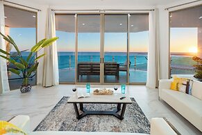Hotel Esmeralda Beach Resort