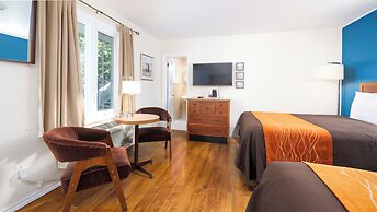 Coach House Inn