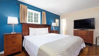 Coach House Inn