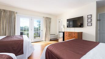 Coach House Inn