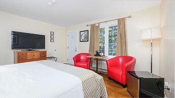 Coach House Inn