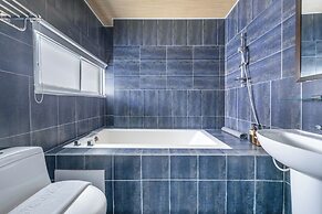 Tainan Weshare Hotel