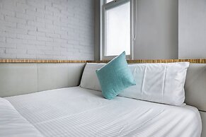 Tainan Weshare Hotel
