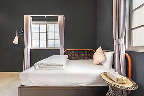 Tainan Weshare Hotel