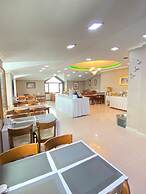 Hotel Kent Ani