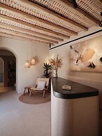 NOS Hotel & Villas