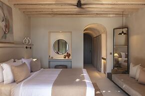NOS Hotel & Villas