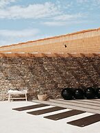 NOS Hotel & Villas