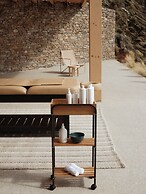 NOS Hotel & Villas