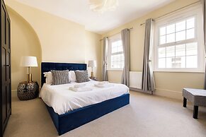 Salisbury Residences by Charles Hope