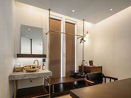 Nidhra Boutique
