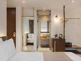 Nidhra Boutique