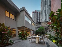 Nidhra Boutique